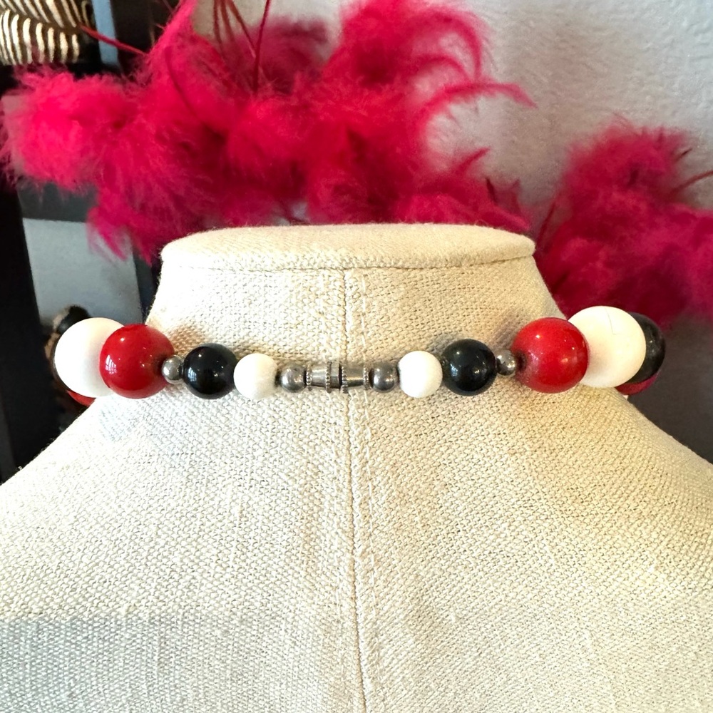 Vintage Beaded Necklace with Zebra Pendant - Picture 5 of 5
